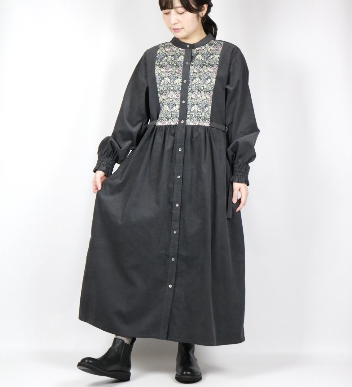 画像2: sosotto　細コール×LIBERTY ビブヨーク ワンピース　2色 (2)