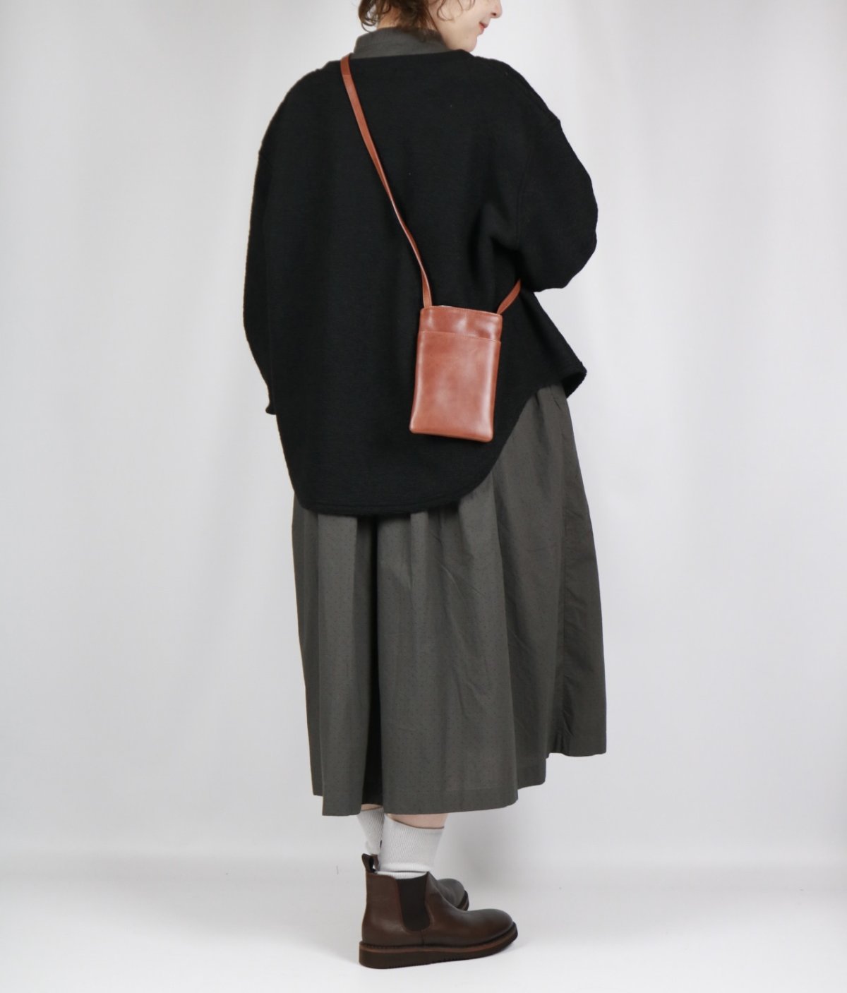 画像2: maison de soil  SHOULDER PHONE POUCH (2)