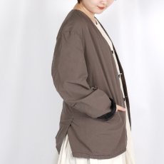 画像17:  Vas-y Lentement 40s ORGANIC POPLIN (OVERDYE) SIDE VENTS V-NECK JACKET 2色2サイズ (17)