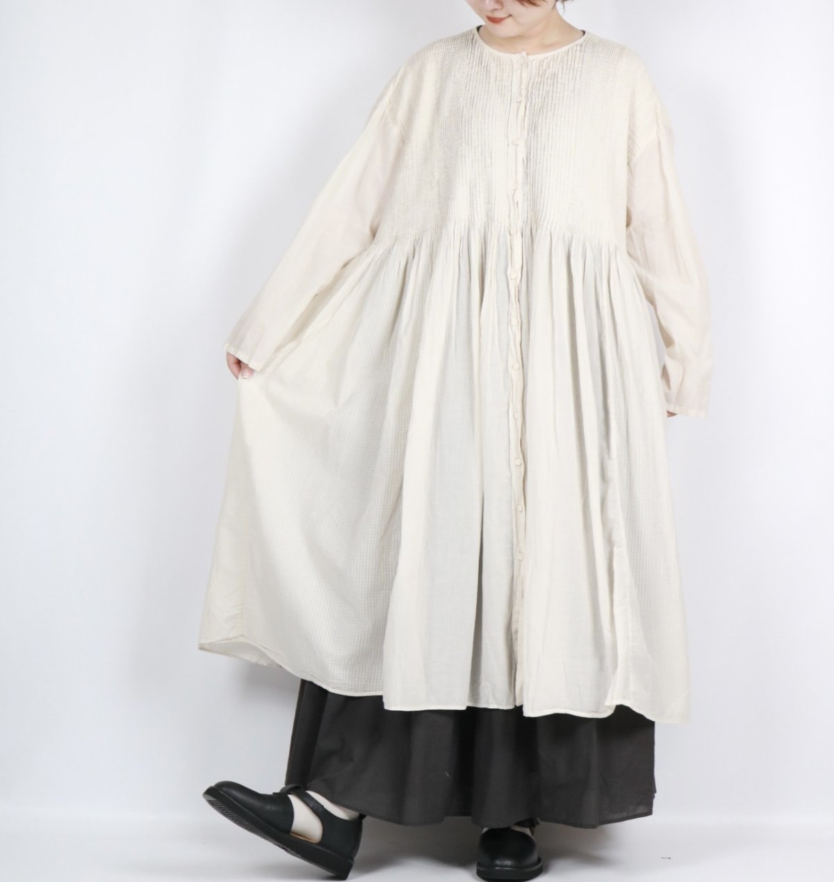 画像17: maison de soil     60s ORGANIC CAMBRIC PLAIN PINTUCK FLARED SKIRT 　2色　２サイズ (17)