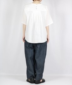 画像26: sosotto  綿麻 前身LIBERTY  後ろタックブラウス  2色 (26)