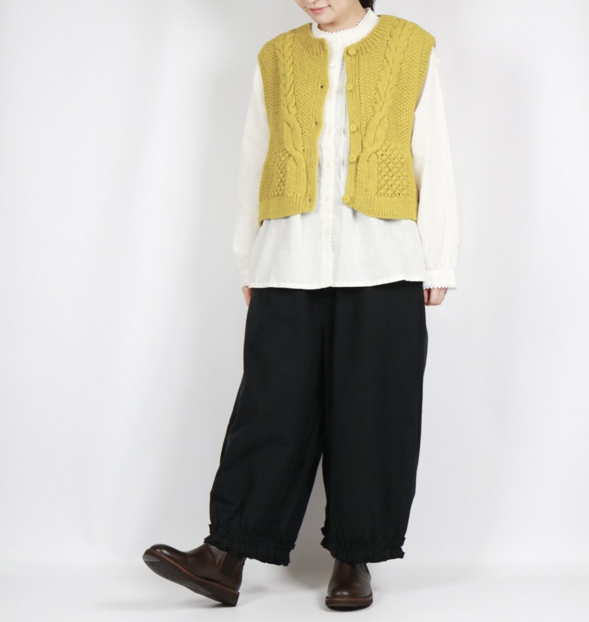 画像23: tumugu:　ロービングウール ケーブルニットベスト　3色 (23)