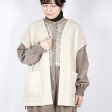 画像2: LUEUF　ウール ライトパイル ベスト 2色 (2)