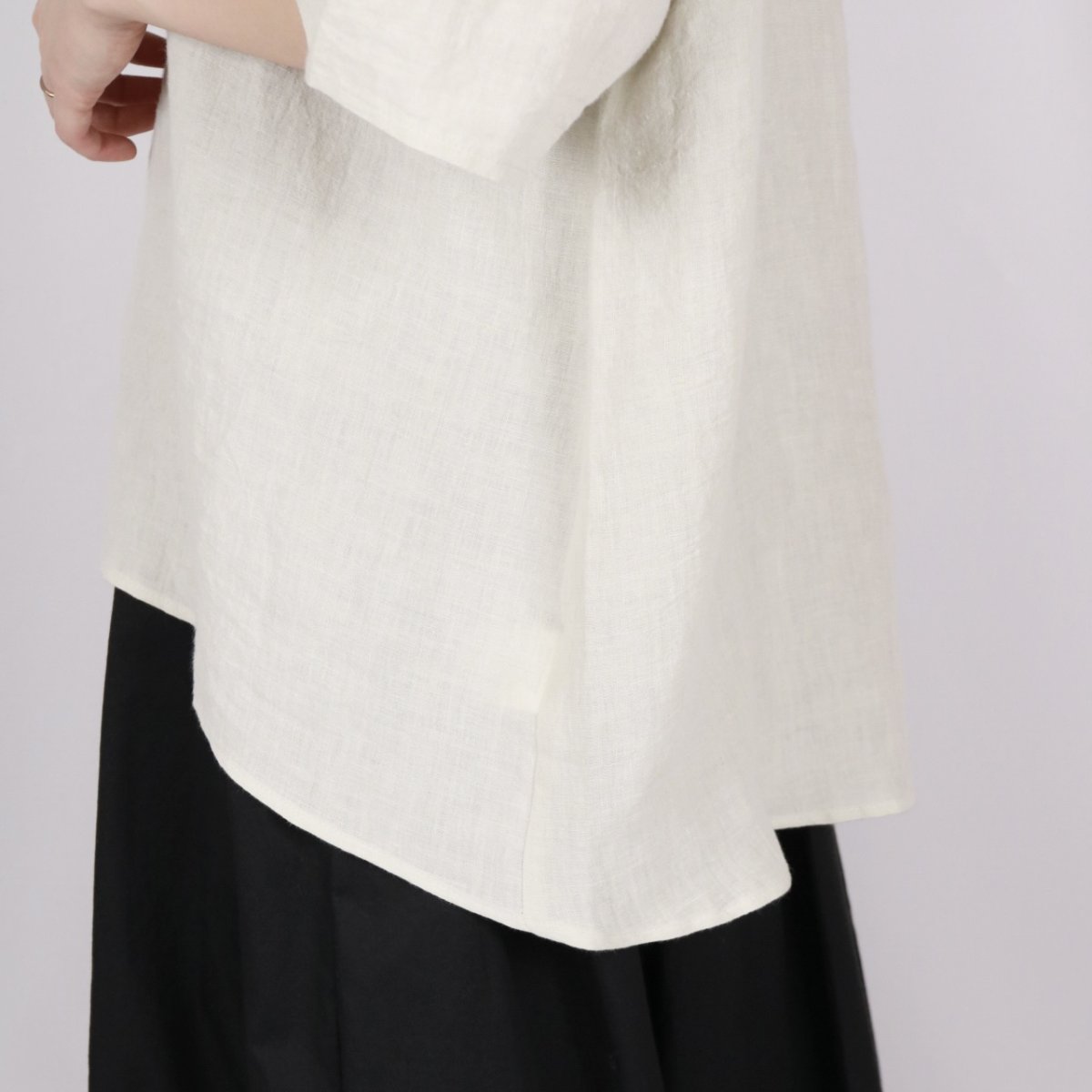 画像10: nachukara  東炊きリネン バンドカラーブラウス  2色 (10)