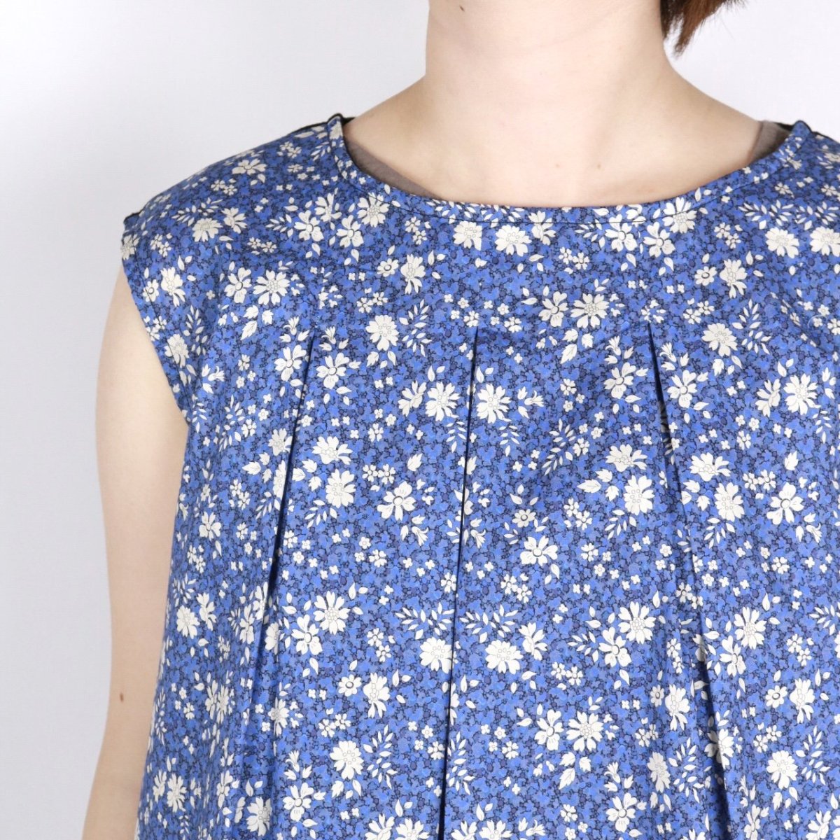 画像20: Vent d'ouest リバイバルリネン×LIBERTY ノースリーブブラウス 2色 (20)