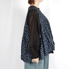 画像12: maison de soil 80s COTTON VOILE FLOWER BLOCK PRINT RAJASTHAN TUCK GATHERED V-NECK NO/SL SHIRT 2色 (12)