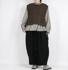 画像37: tumugu:　ロービングウール ケーブルニットベスト　3色 (37)