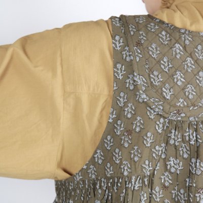 画像3: maison de soil 80s COTTON VOILE FLOWER BLOCK PRINT RAJASTHAN TUCK GATHERED NO/SL QUILTING DRESS 2色 2サイズ