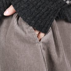 画像12: NARU   8Wコーデュロイエッグパンツ  2色 (12)