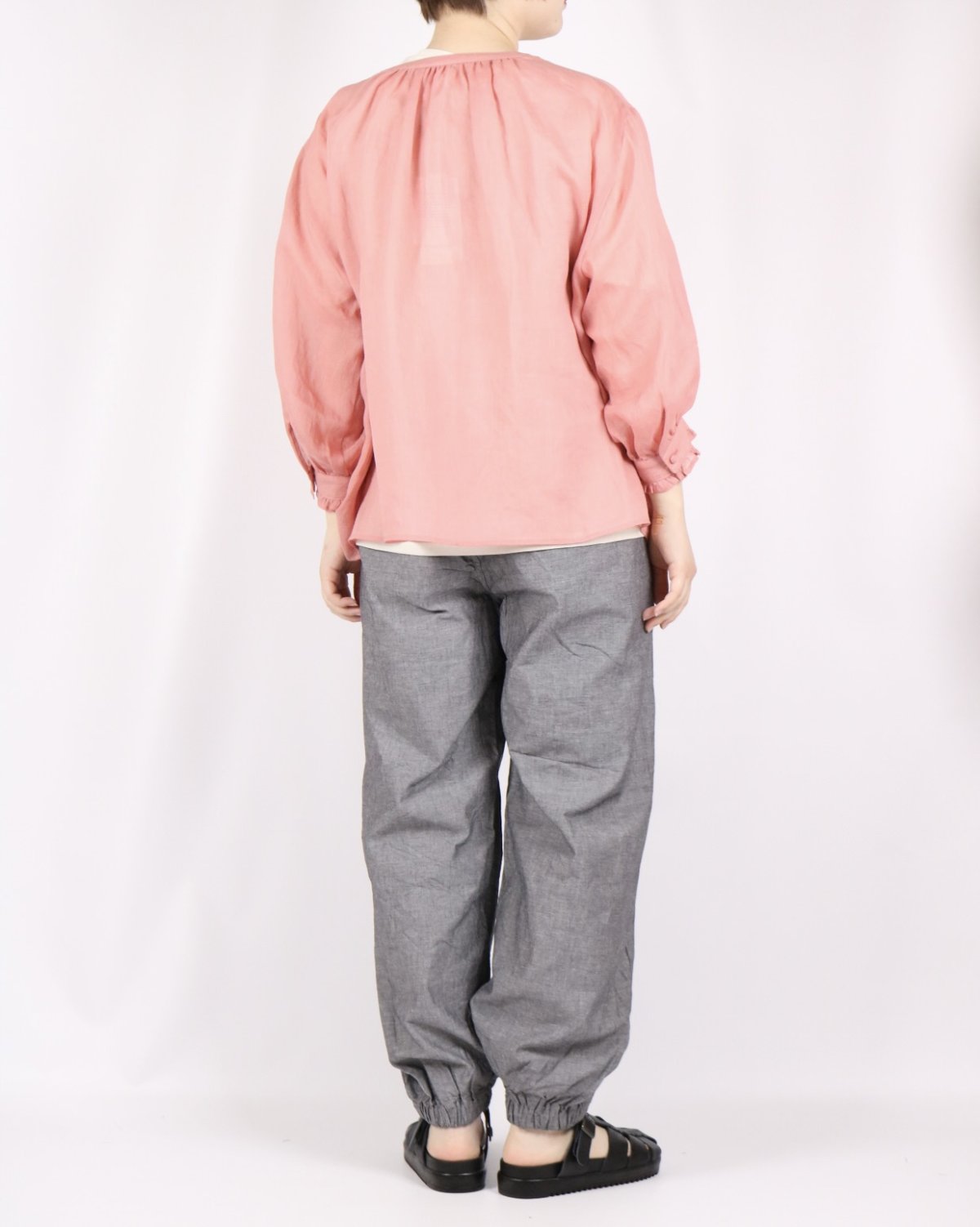 画像19: LUEUF　袖フリル ギャザーシャツ　3色 (19)