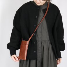 画像5: maison de soil  SHOULDER PHONE POUCH (5)