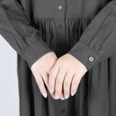 画像2: SOIL  40s POPLIN DOT PRINT BANDED COLLAR DRESS  2色