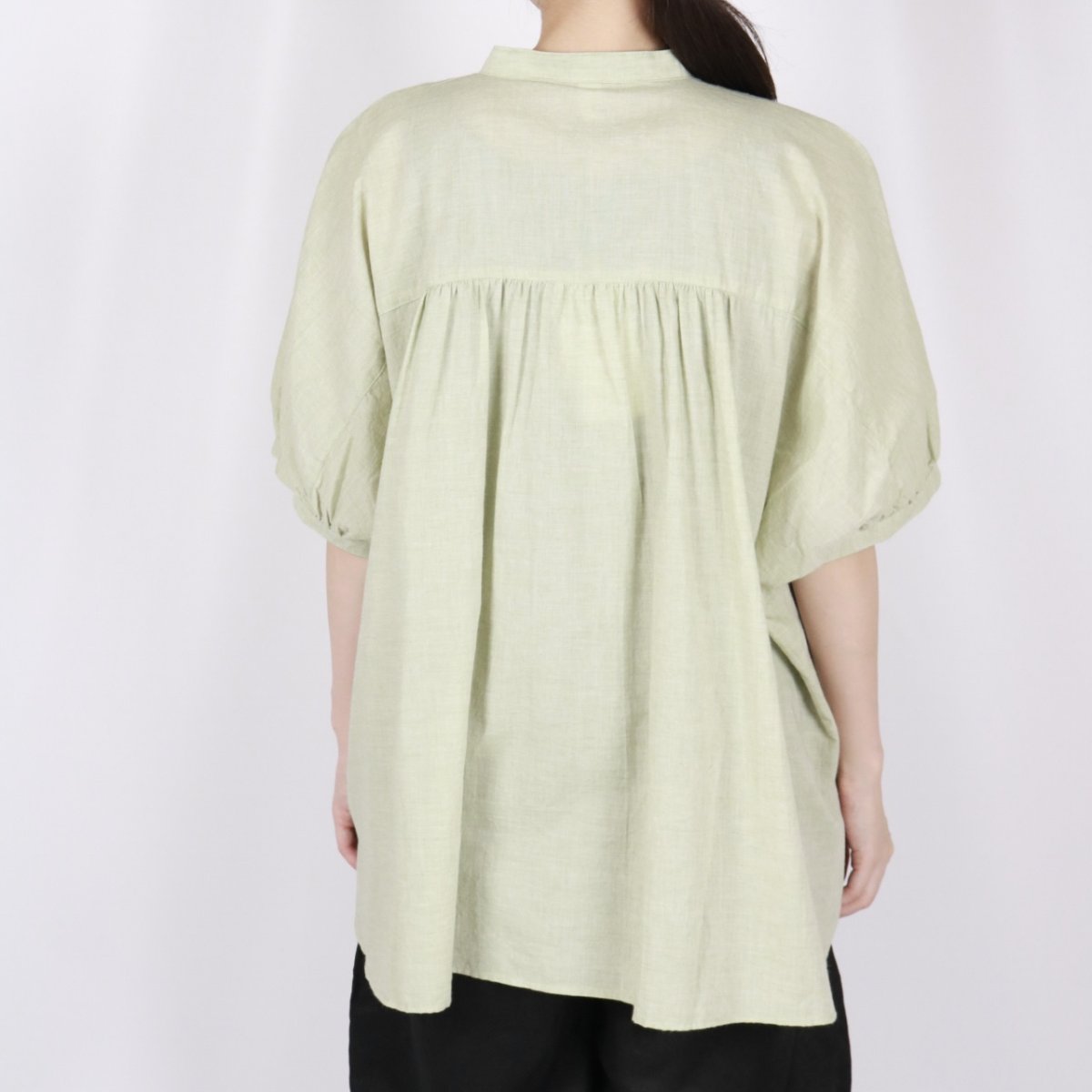 画像5: LUEUF   バンドカラー ギャザーシャツ  2色 (5)