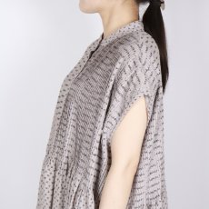 画像31: maison de soil  80s VOILE TRIANGLE BLOCK PRINT BANDED COLLAR FRENCH/SL DRESS WITH PINTUCK 2色2サイズ (31)