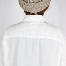 画像11: maison de soil  TWILL COTTON KHADI PLAIN (WASH) ROUND COLLAR SHIRT WITH RANDOM PINTUCK  (11)