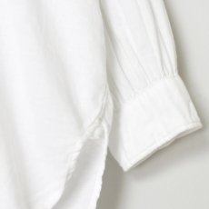 画像15: maison de soil  TWILL COTTON KHADI PLAIN (WASH) ROUND COLLAR SHIRT WITH RANDOM PINTUCK  (15)