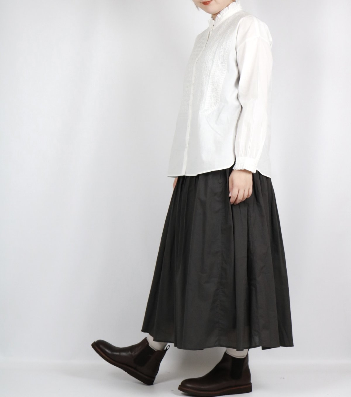 画像6: maison de soil     60s ORGANIC CAMBRIC PLAIN PINTUCK FLARED SKIRT 　2色　２サイズ (6)