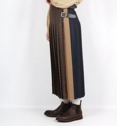 画像4: O'NEIL OF DUBLIN  WORSTED WOOL PATCHWORK LOW WAIST PLEATS WRAP SKIRT LENGTH 80cm (WITH PIN)  2柄 (4)