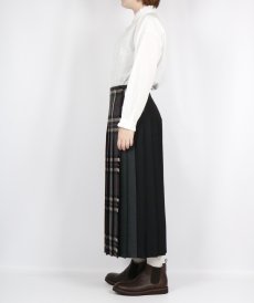 画像16: O'NEIL OF DUBLIN  WORSTED WOOL PATCHWORK LOW WAIST PLEATS WRAP SKIRT LENGTH 80cm (WITH PIN)  2柄 (16)