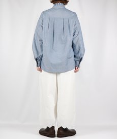 画像9: MAGALI コットンリネンシャンブレー・ラッフルカラー・ブラウス (9)