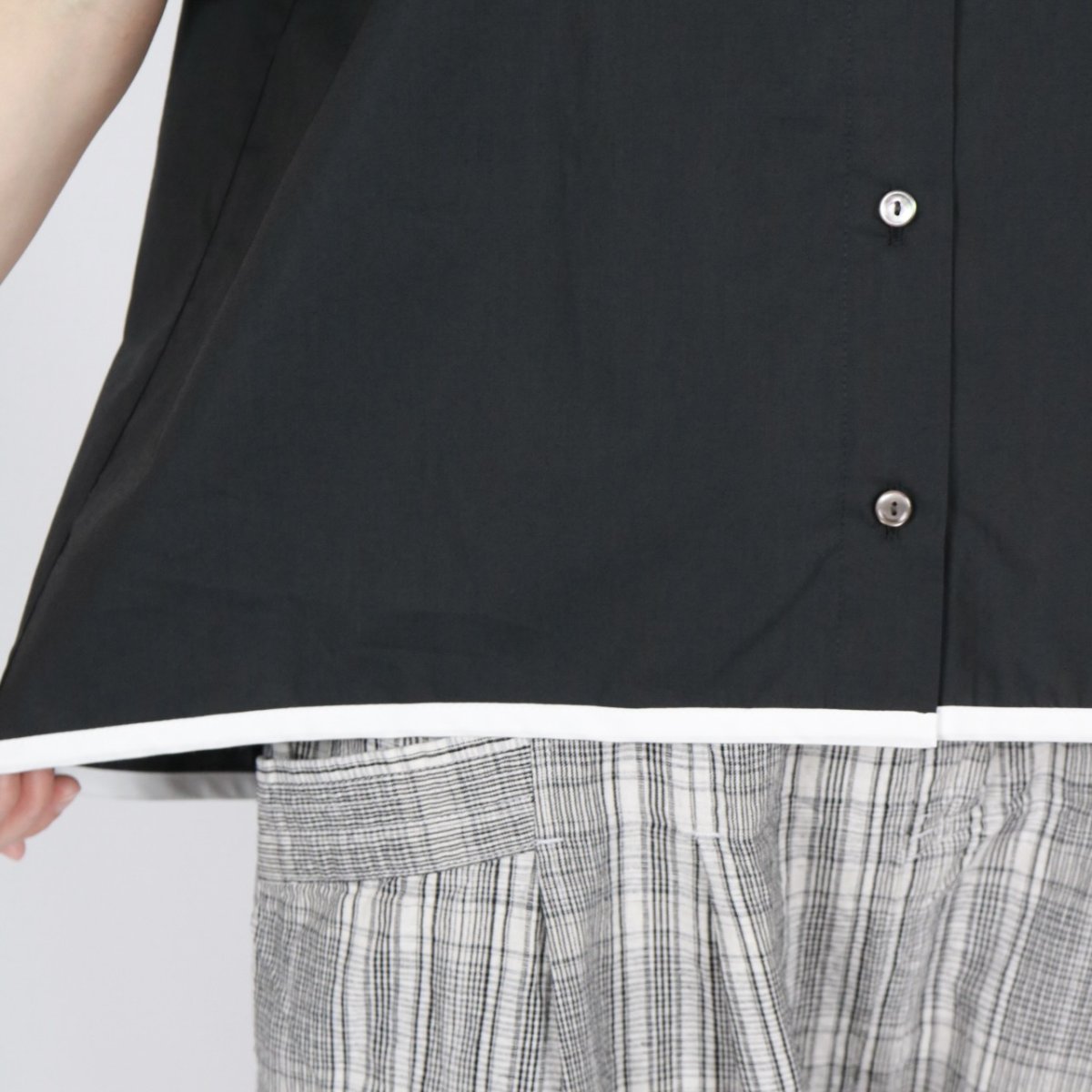 画像10: DIARIES　バイカラーヘムラインシャツ　2色 (10)