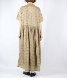 画像23: SOIL COTTON VOILE DOT PRINT BANDED COLLAR DRESS　2色2サイズ (23)