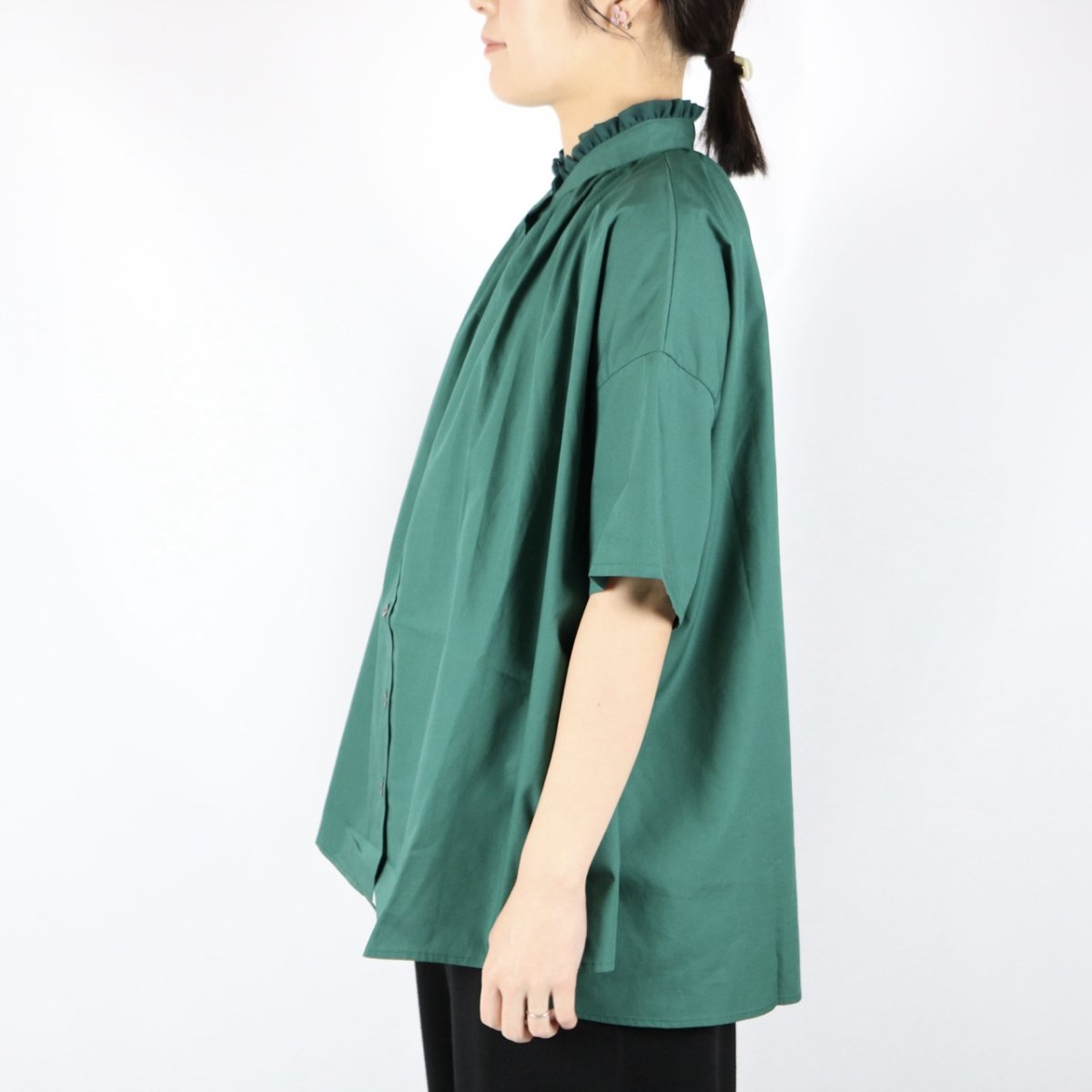 画像8: 40%OFF SALE!   LUEUF  50Sコーマブロード×75Dシフォンフリルネックシャツ   3色 (8)