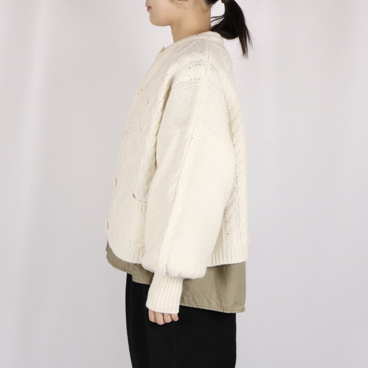 画像10: LABORATORY ボリュームスリーブアランニットカーディガン  2色 (10)