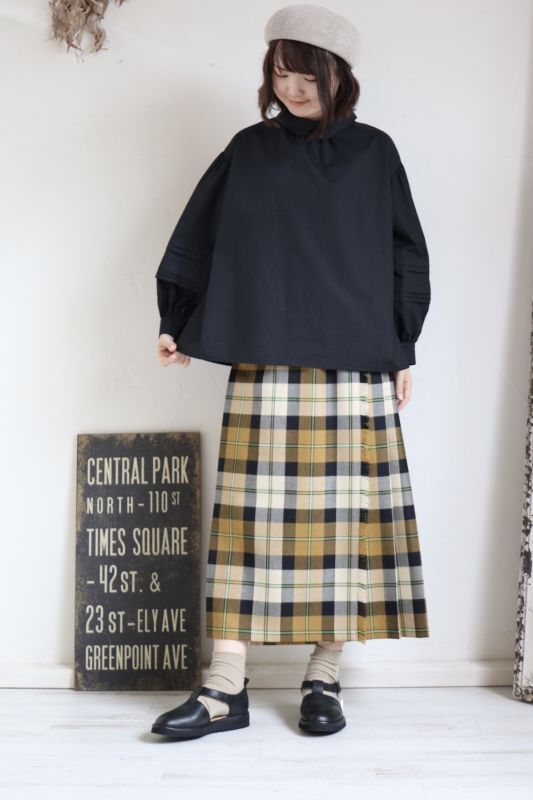 画像1: O’neil of Dublin クラシックロングキルト後ろプリーツスカート　83cm丈　MAUTRAW