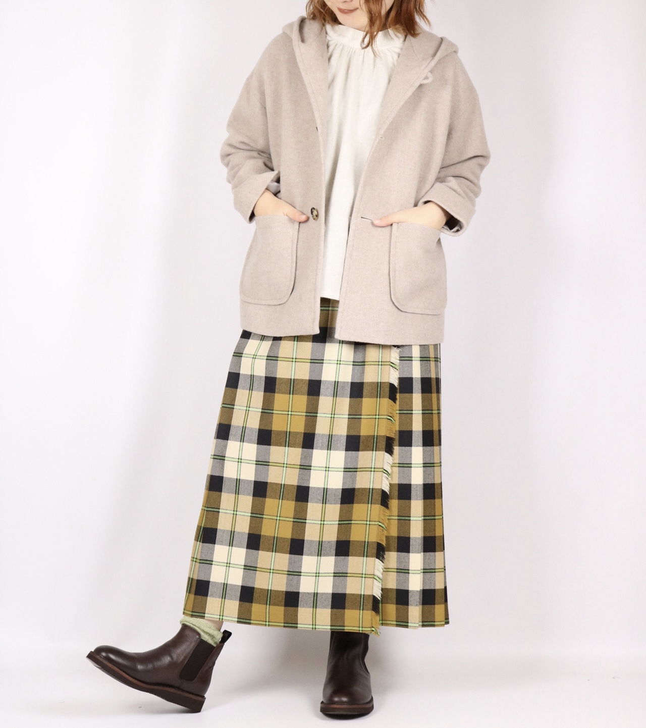 Vent d'ouest par Le minor モッサ　コート　38 Vent d'ouest par Le minor RESCWOOL モッサコート ブラック